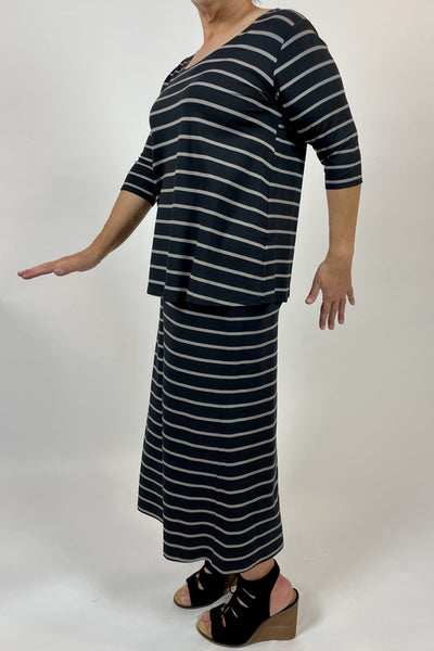 WEYRE Top relaxed scoop top charcoal and dove stripe